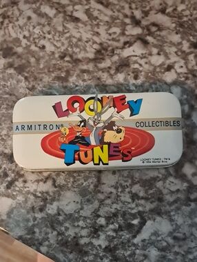 Looney Tunes ARMITRON WATCH